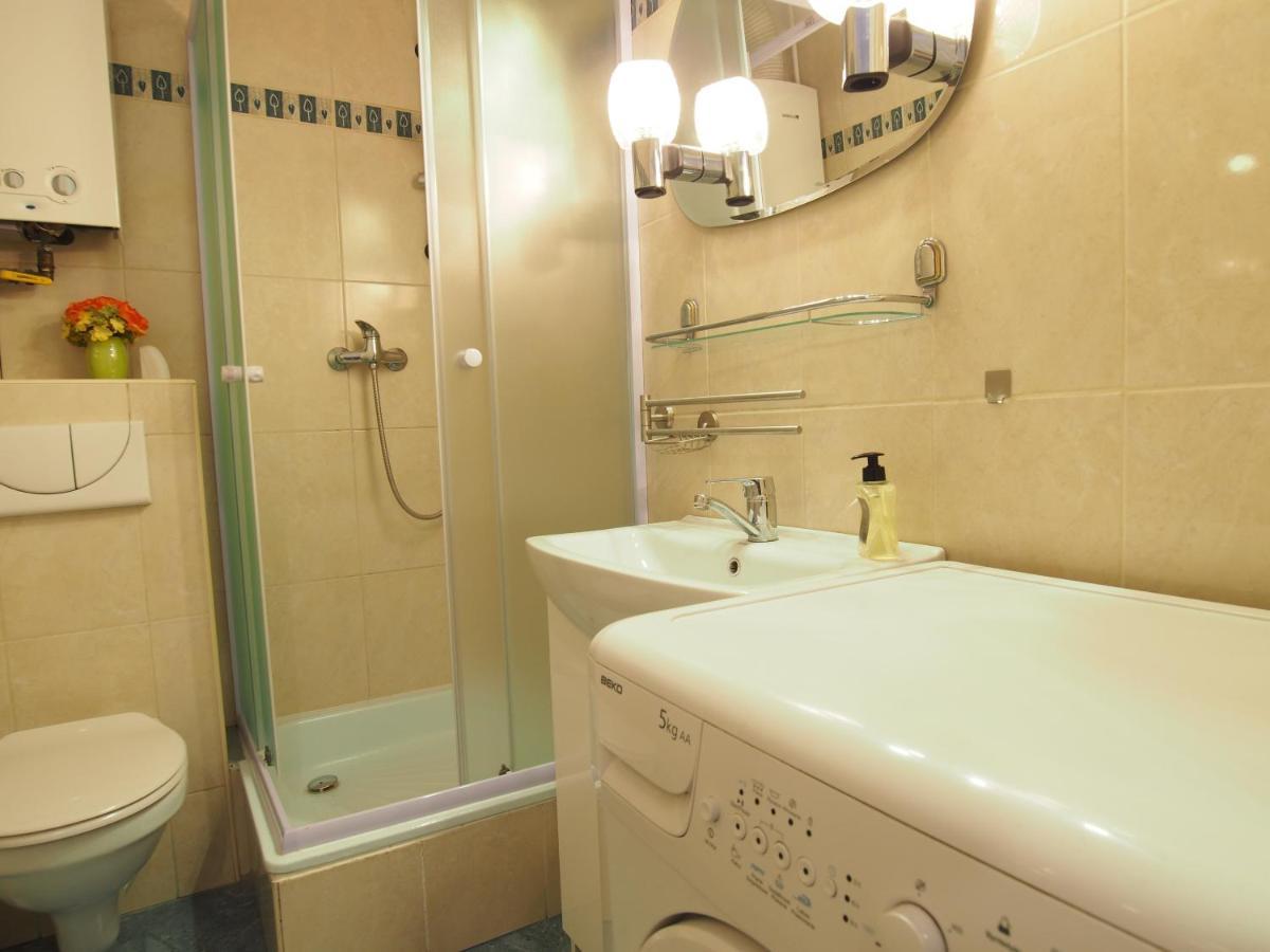 K2117 Sfinx Grand Tourist Apartmnets Гданьск Экстерьер фото